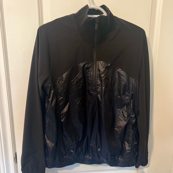 Lululemon all roads 1/2 zip - Picture 1 of 2